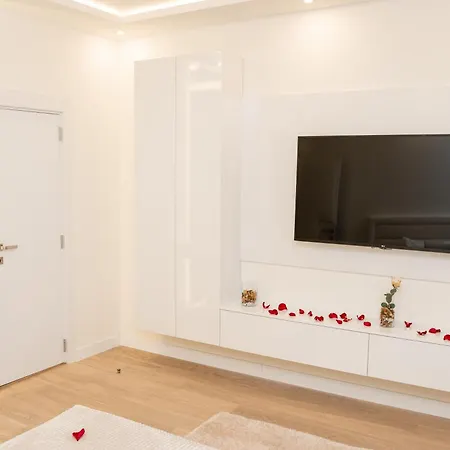 Sinfonia Lux Apartment